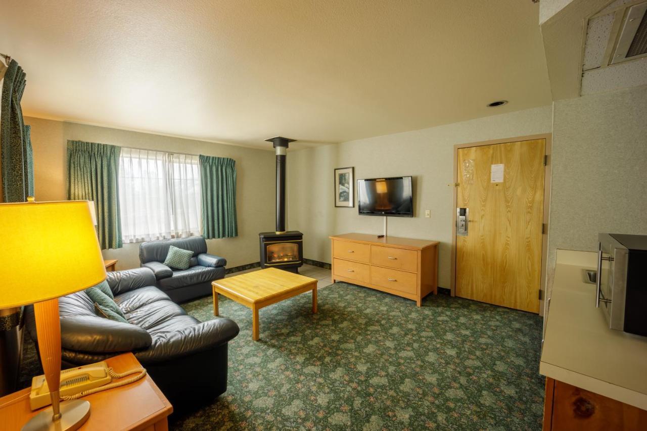 The Summit Inn Snoqualmie Pass Exteriör bild
